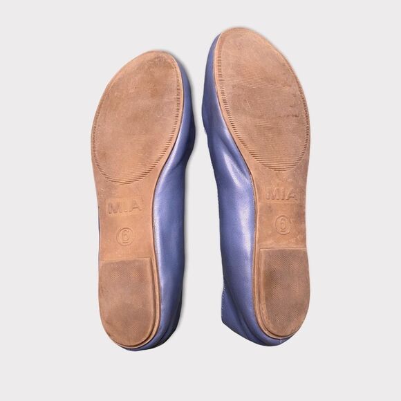 Mia | Blue Scalloped Flats - Picture 3 of 5